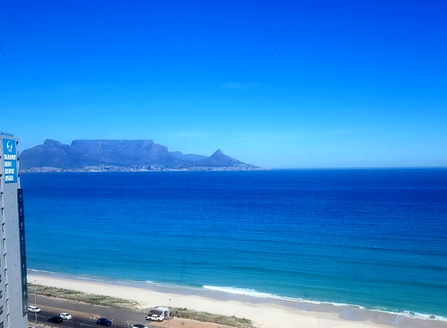2 Bedroom Property for Sale in Bloubergstrand Western Cape